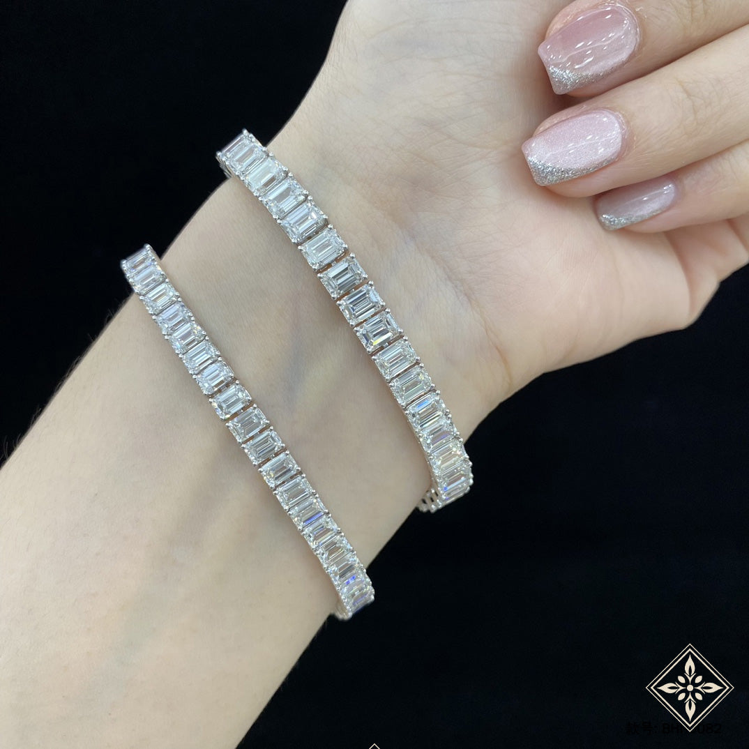 Emerald Cut Diamond Tennis Bracelet