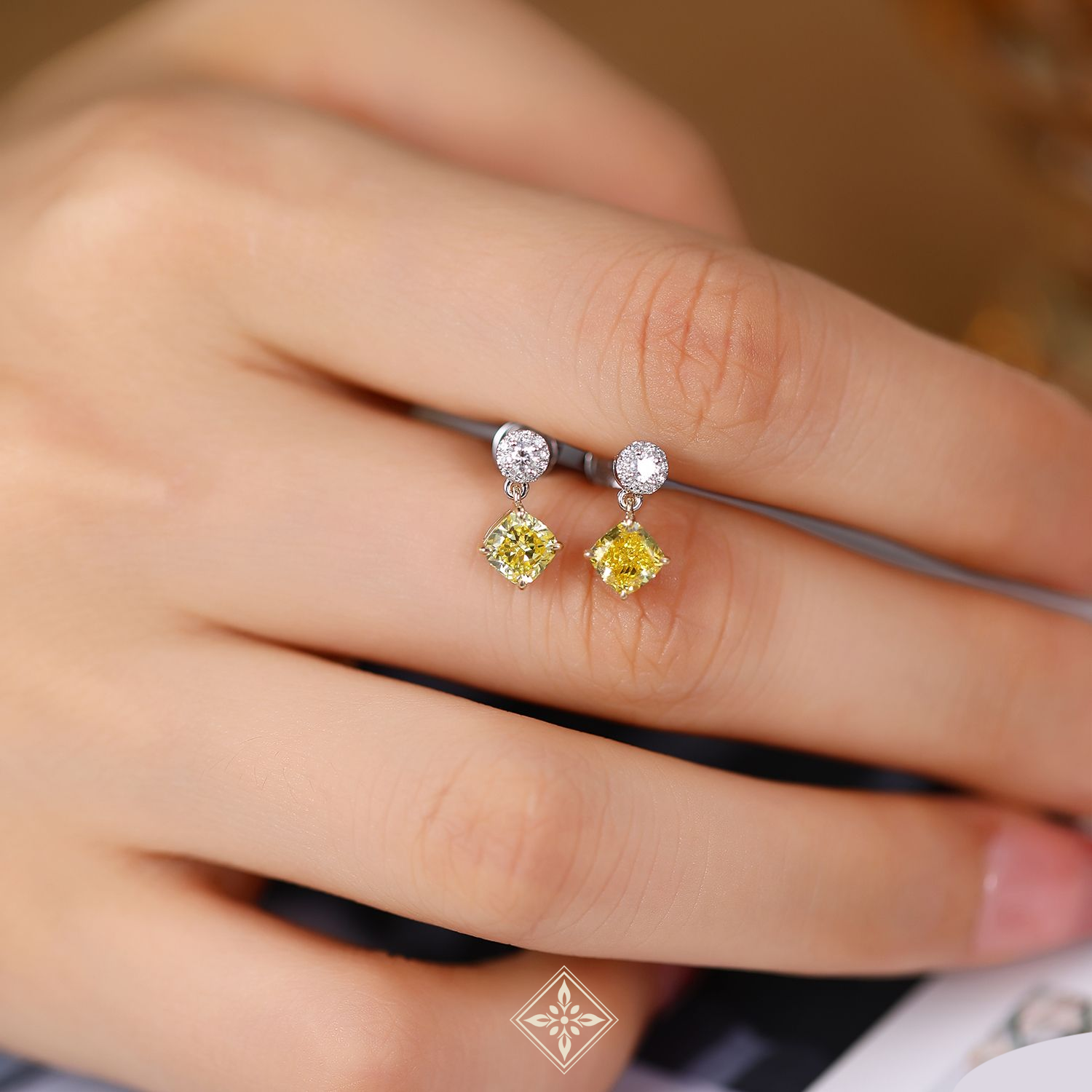 Colored Diamond Earring
