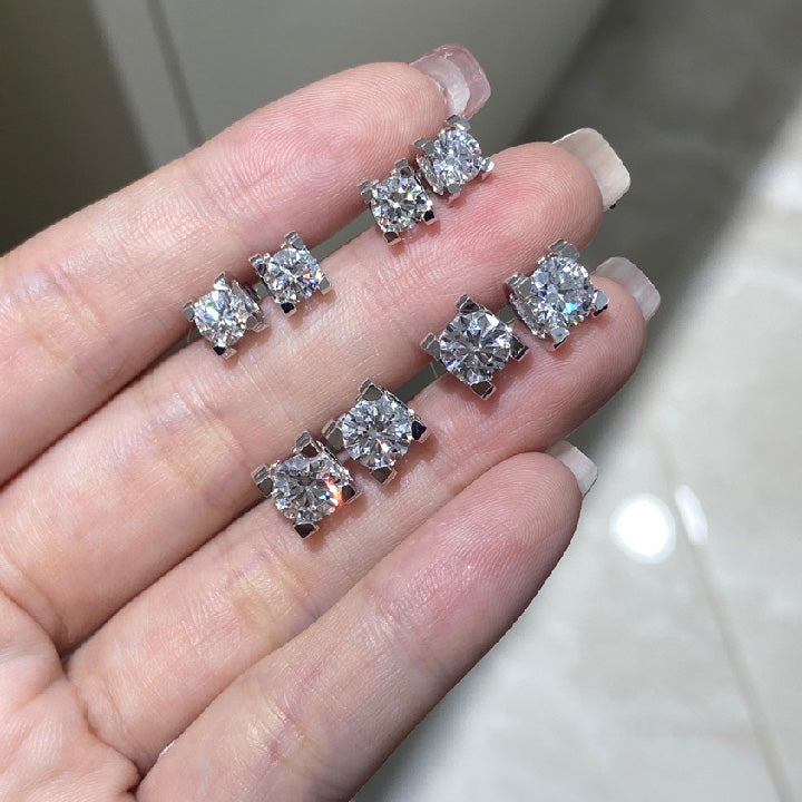 The Oxen Diamond Stud Earrings