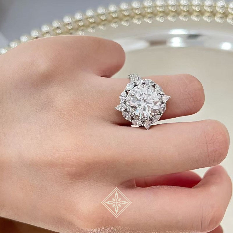 Palace's Ring Collection