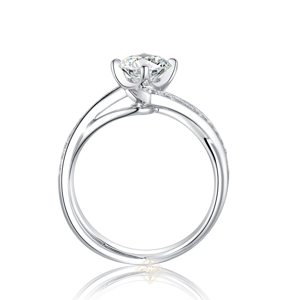 Palace's Designer Ring