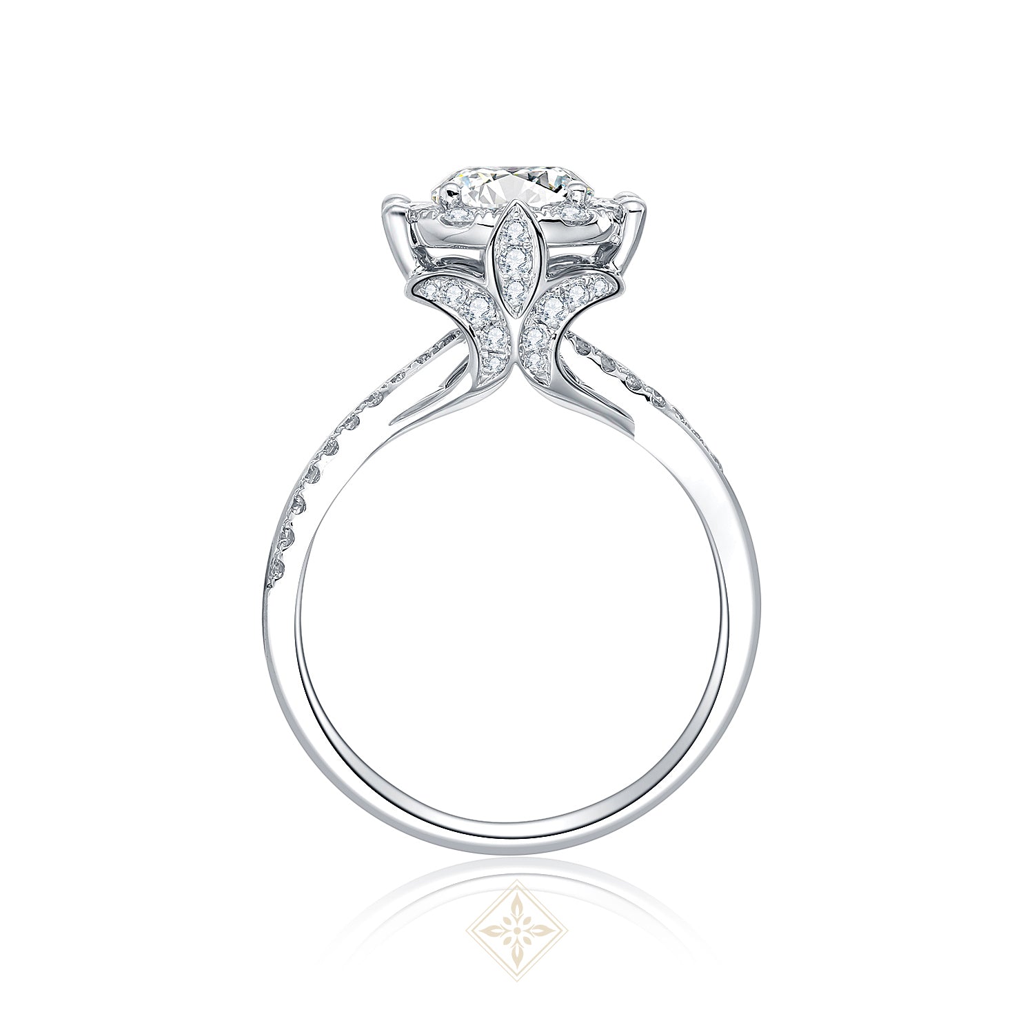Palace's Designer Ring